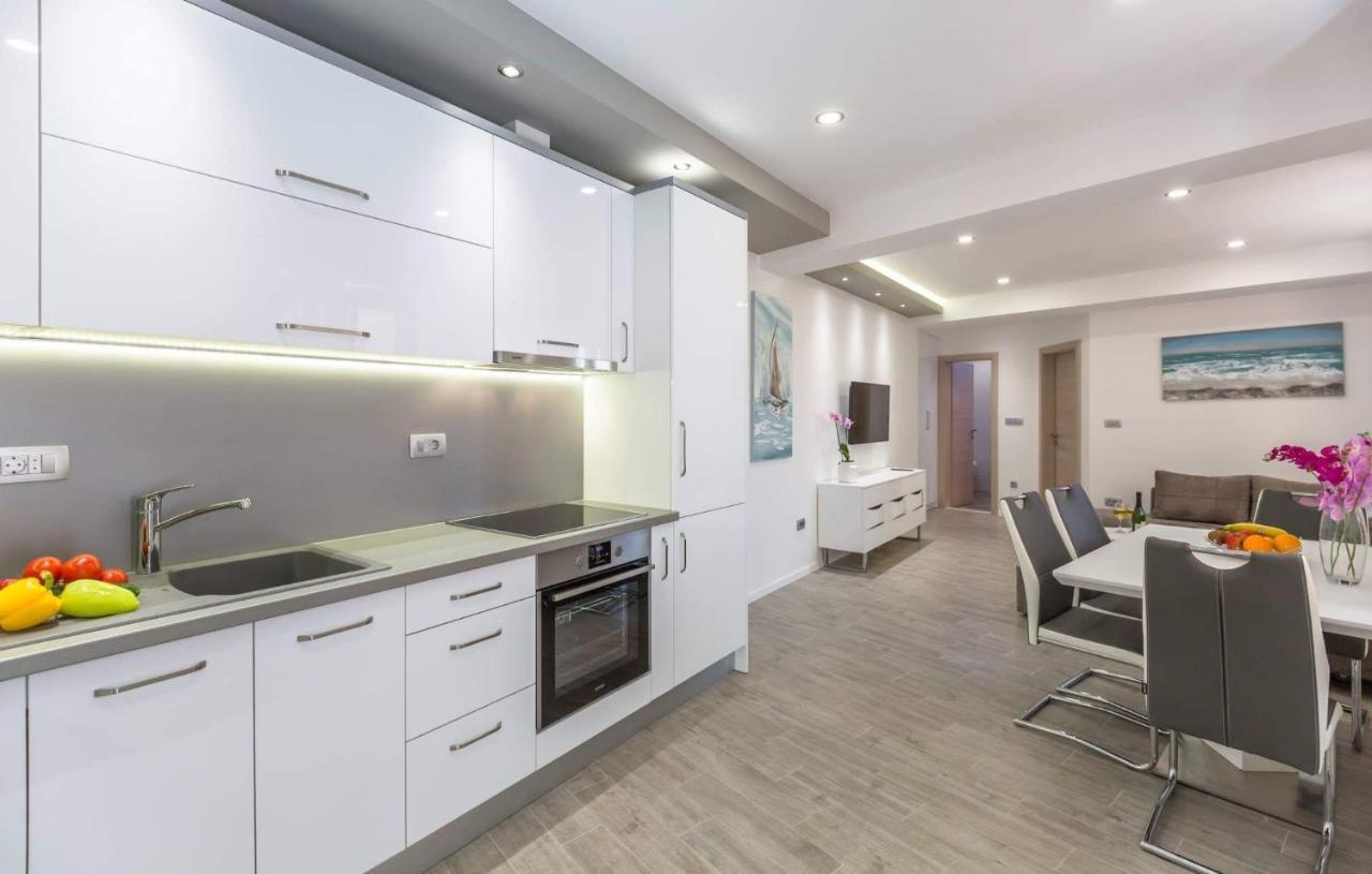 Apartman Dva มาคาร์สกา ภายนอก รูปภาพ