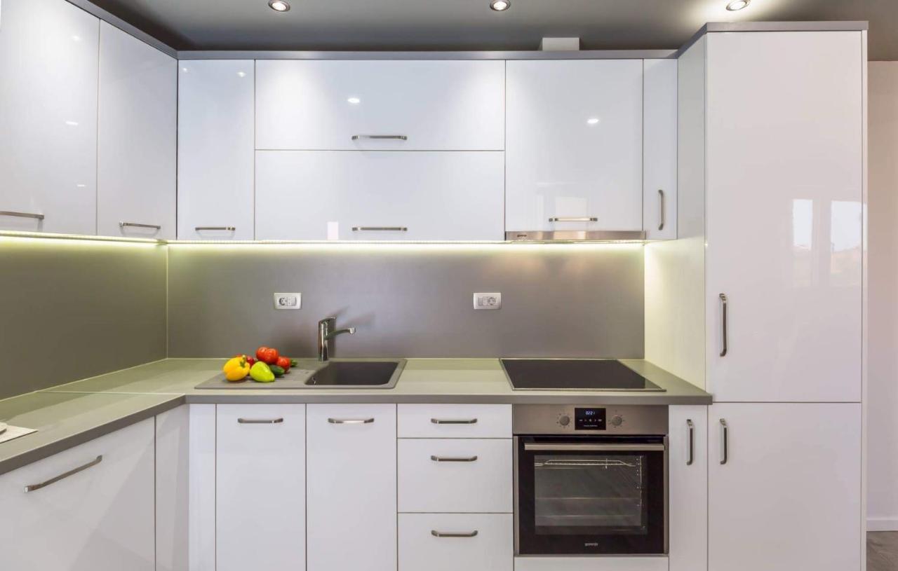 Apartman Dva มาคาร์สกา ภายนอก รูปภาพ